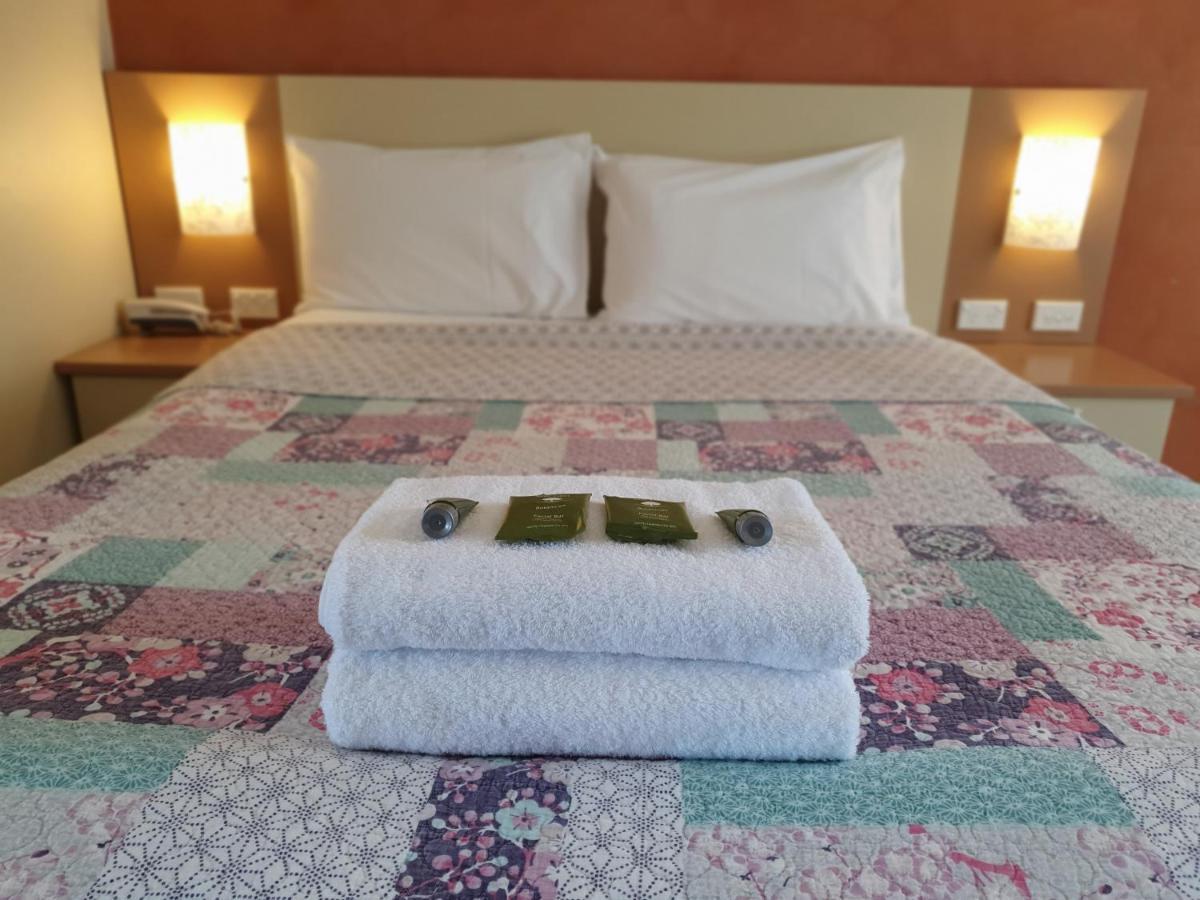 Motel Margeurita Queanbeyan Buitenkant foto
