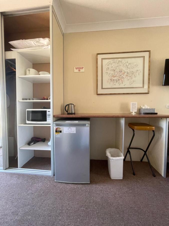 Motel Margeurita Queanbeyan Buitenkant foto