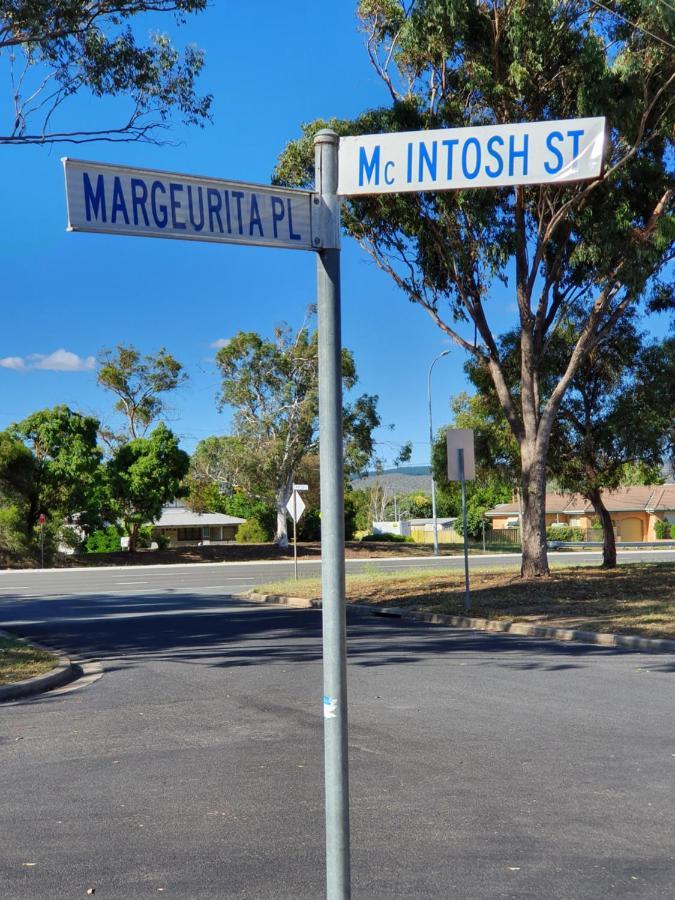 Motel Margeurita Queanbeyan Buitenkant foto
