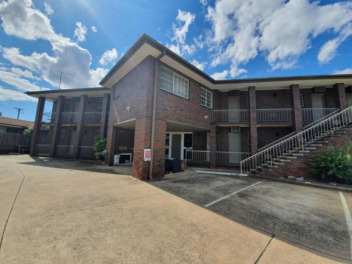 Motel Margeurita Queanbeyan Buitenkant foto