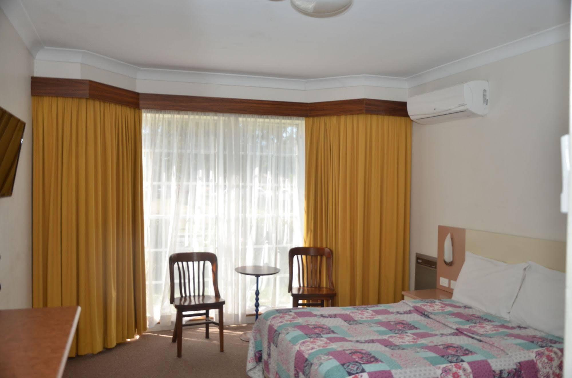 Motel Margeurita Queanbeyan Buitenkant foto