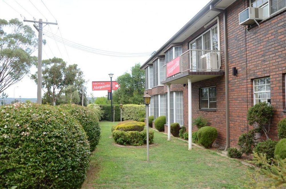 Motel Margeurita Queanbeyan Buitenkant foto