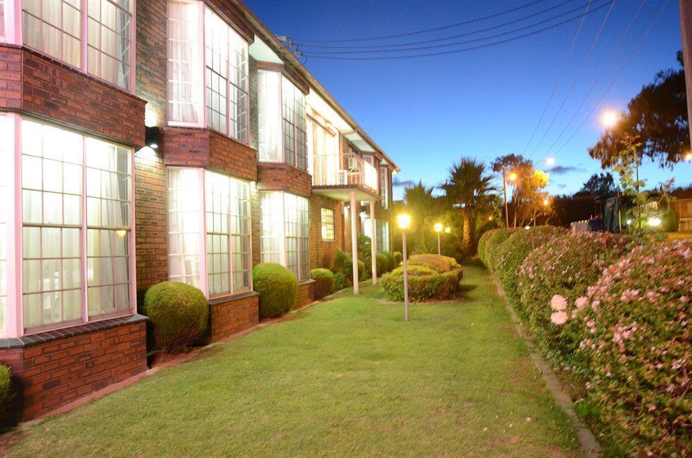 Motel Margeurita Queanbeyan Buitenkant foto