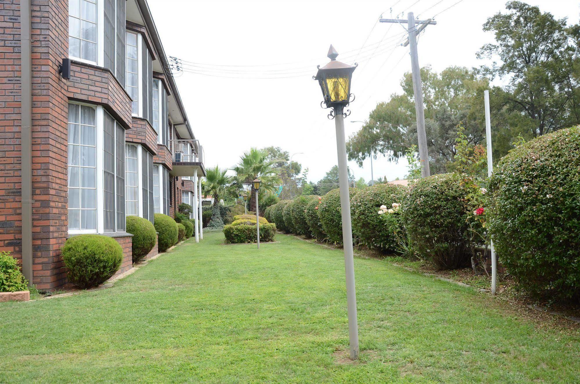 Motel Margeurita Queanbeyan Buitenkant foto